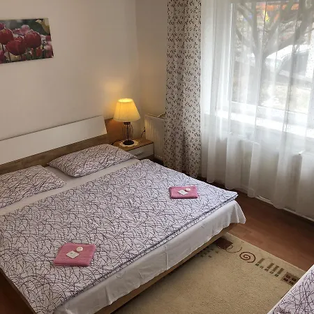 Privat Eva *