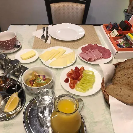 Privat Eva Quarto em Acomodações Particulares *